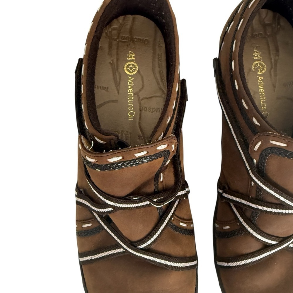 J-41 Jeep Essence Hiking Round Toe Flats Brown Shoe Size 9.5 - Picture 4 of 9